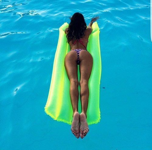 Zarif ve Sofistike Türk Escort Bayan