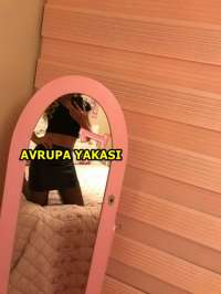 Azerbaycanlı Escort Güzel ve Büyüleyici Leyla Tanışın