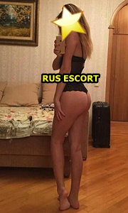 Azerbaycanlı Escort: Hemen Her Servisi Sunan 74kg, 165sm Buğday Tenli Güzelle Buluşun