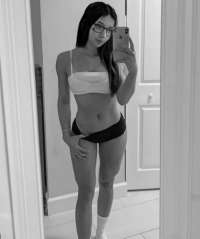 Silifke'nin Yeni Cazibesi Eski Model Escort Leyla